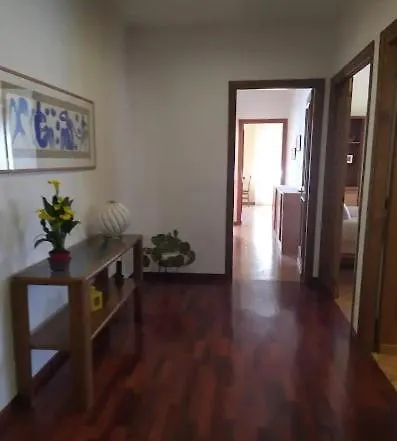 Confortevole, Con Parcheggio Gratuito Apartment Rom